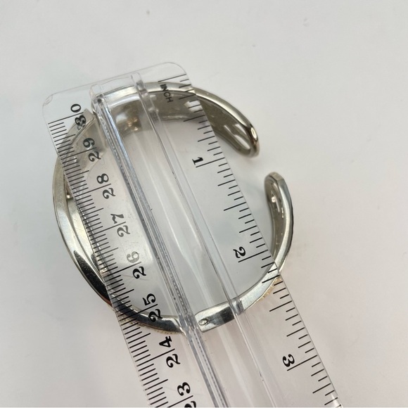 BAY Studio Quartz Star Fish Design Gold and Silver Tone - Picture 4 of 13